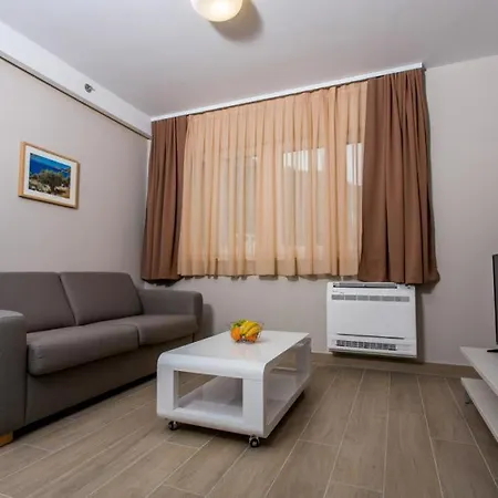 Olea With Free Garage * Промайна